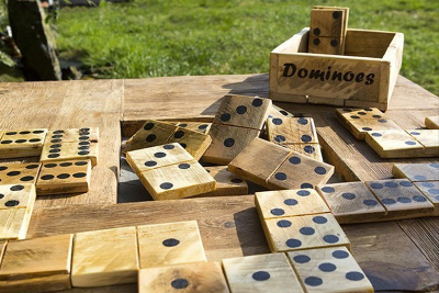 Dominoes